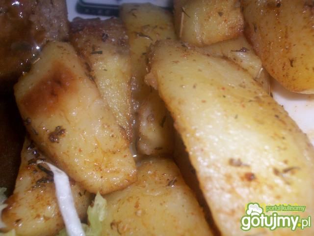 opiekane ziemniaki z cząbrem i papryką