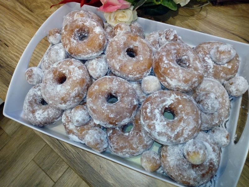 Oponki serowo - drożdżowe Oponki serowo - drożdżowe