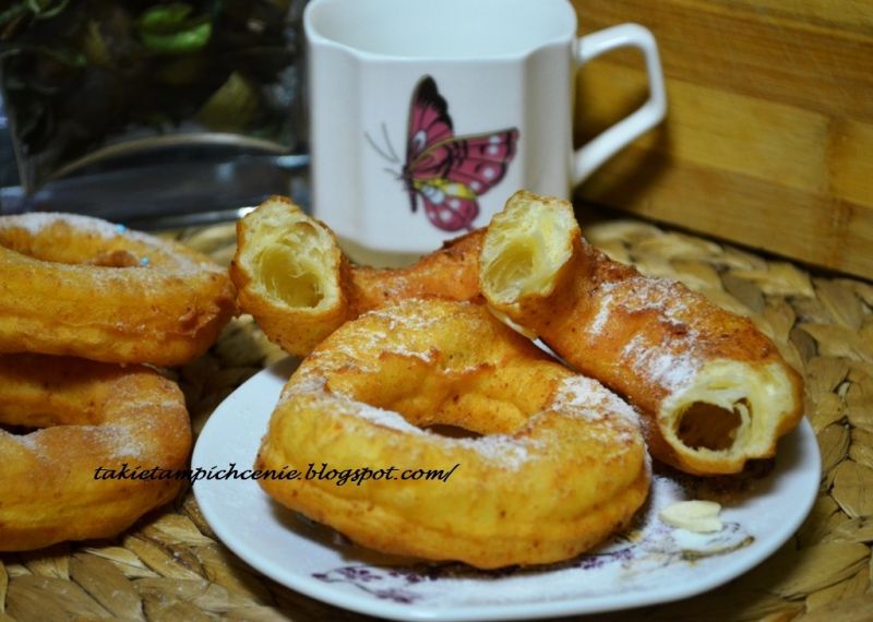 Oponki z białym serem