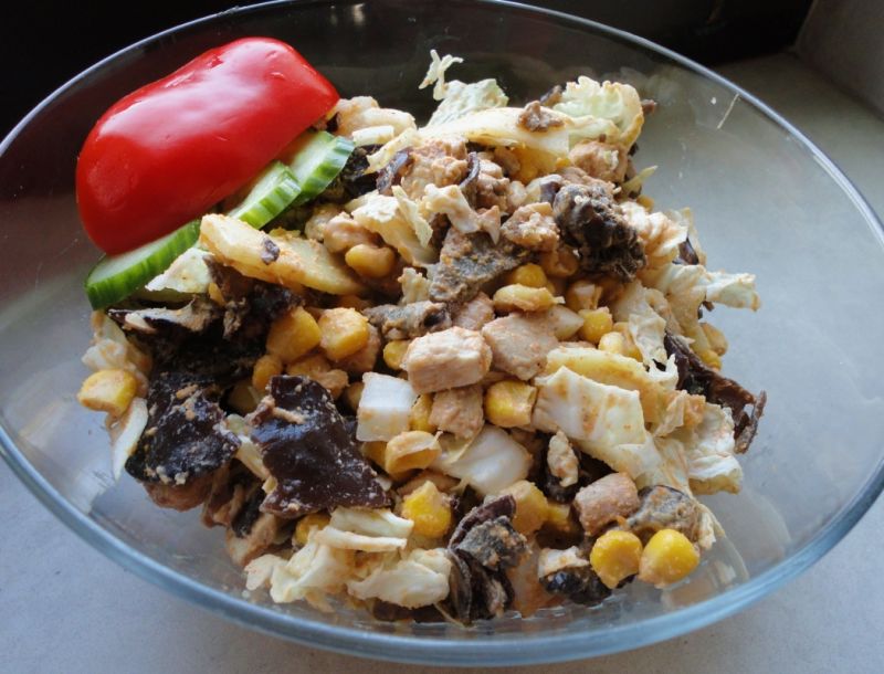 Orientalna sałatka z bambusem Orientalna sałatka z bambusem