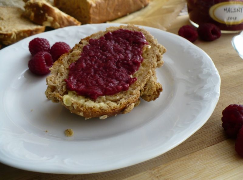 Orkiszowa chałka pełnoziarnista