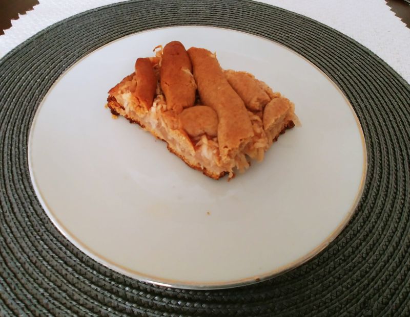 Orkiszowa szarlotka z pigwą Orkiszowa szarlotka z pigwą