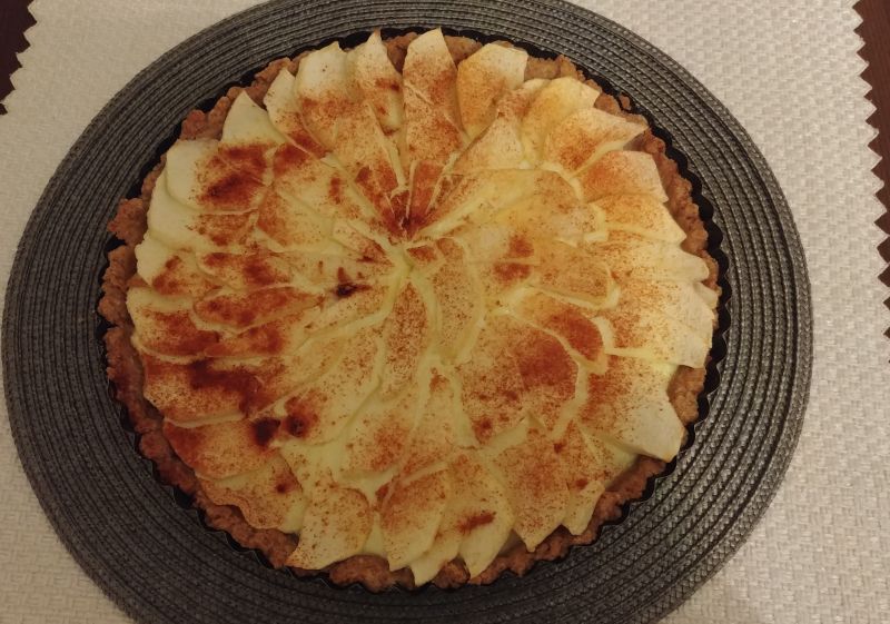 Orkiszowa tarta z budyniem i jabłkami Orkiszowa tarta z budyniem i jabłkami