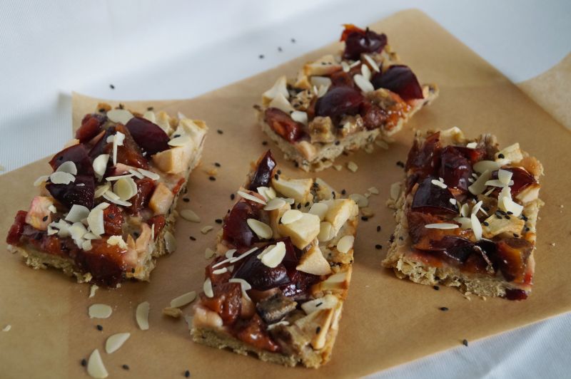 Orkiszowy placek z owocami