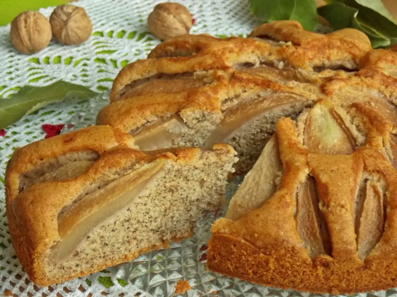 Orzechowe ciasto z gruszkami Orzechowe ciasto z gruszkami
