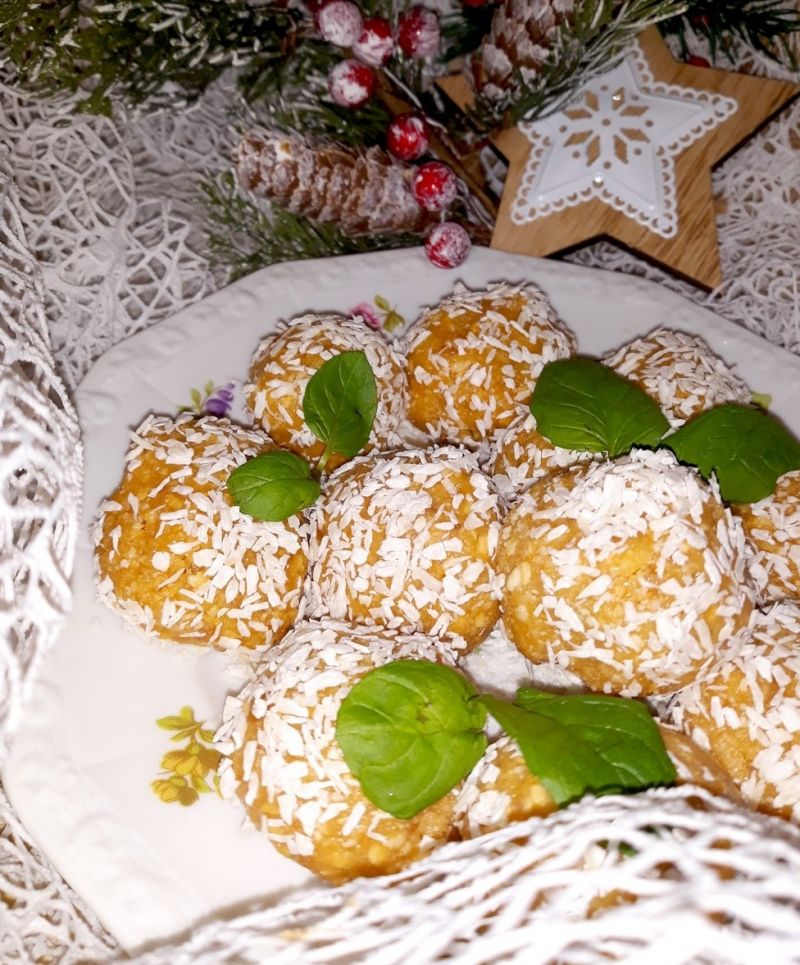 Orzechowe kuleczki Orzechowe kuleczki