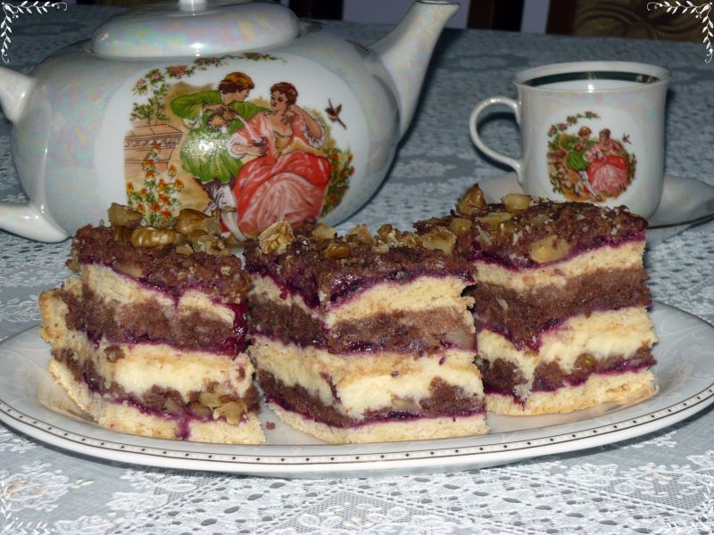 Orzechowiec z dużą ilością frużeliny