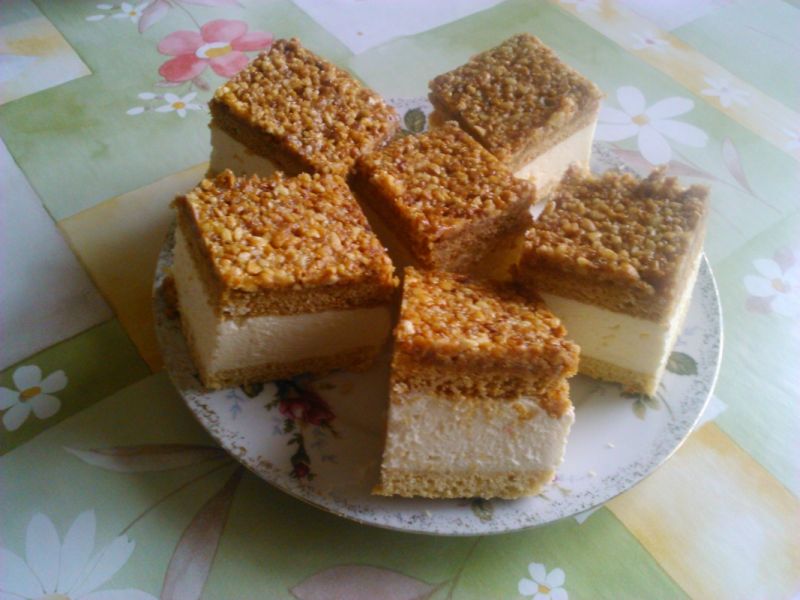 Orzechowiec z krokantem Orzechowiec z krokantem