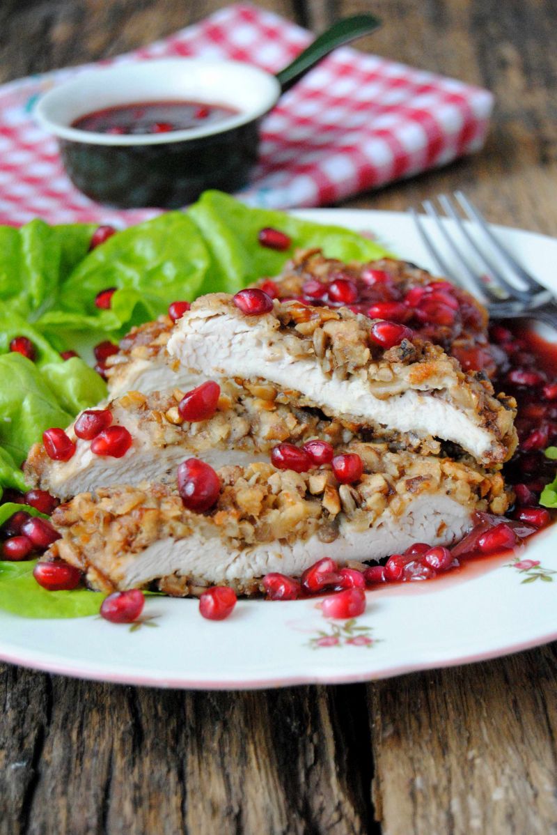 Orzechowy filet w sosie z granatu