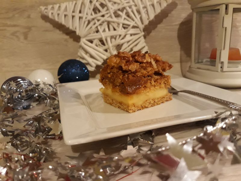 Orzechowy miodownik Orzechowy miodownik