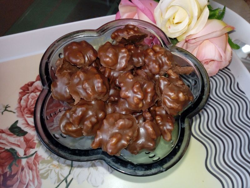 Orzechy włoskie w czekoladzie