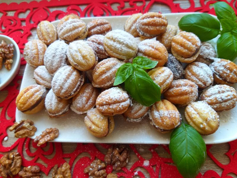 Orzeszki dwusmakowe orzechowo - czekoladowe