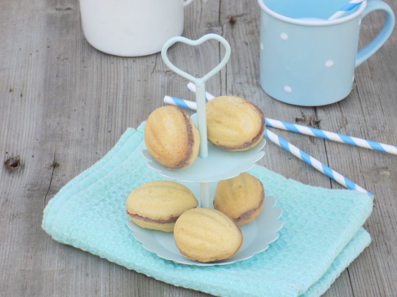 Orzeszki z kremem budyniowo-kakaowym