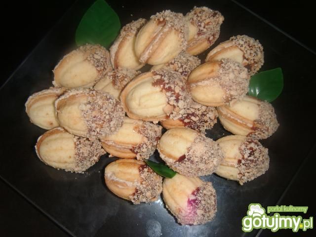 Orzeszki z masą czekoladową