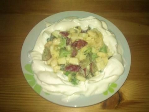 Orzeżwiająca Sałatka+Naturalny Jogurt 