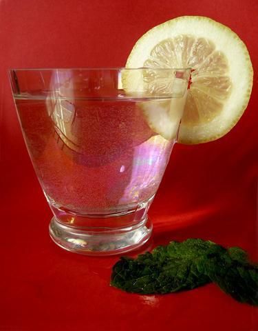 orzeźwiający napój cytrynowo-miętowy