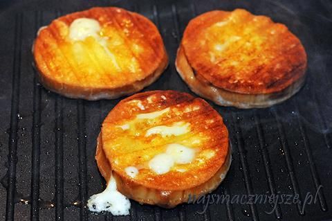 Oscypek smażony Oscypek smażony