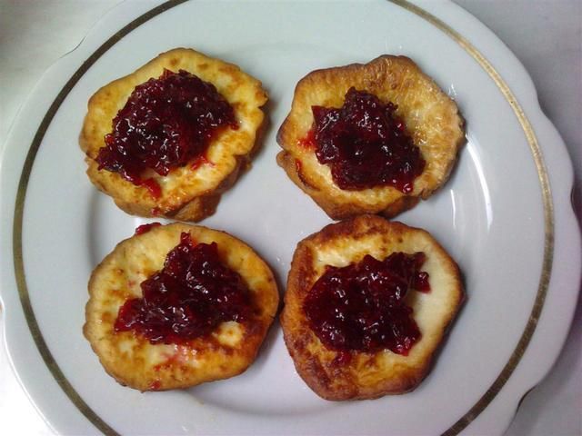 Oscypek z patelni z żurawiną