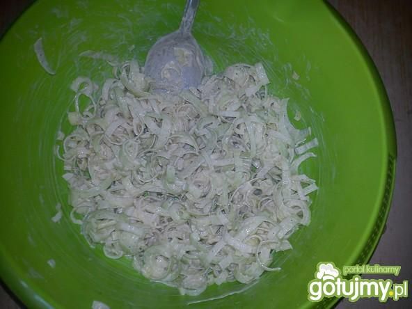 Ostra surówka z porów