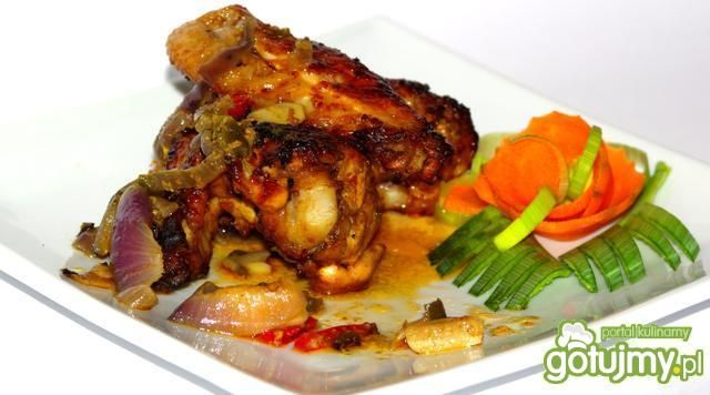 Ostre i aromatyczne skrzydełka Ostre i aromatyczne skrzydełka