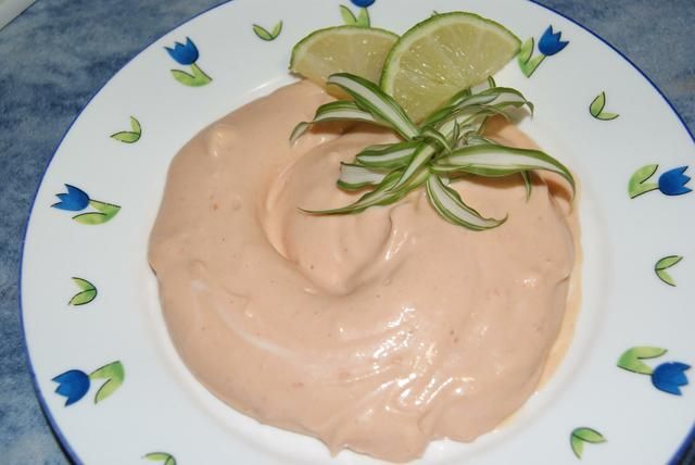 Ostry sos do salatek jajek....