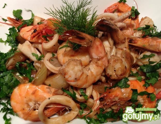 Owoce morza po tajsku. Owoce morza po tajsku.