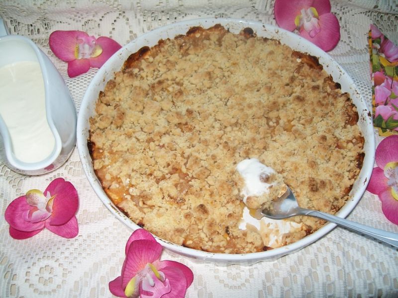 Owoce zapiekane pod chrupiącą kruszonką Owoce zapiekane pod chrupiącą kruszonką