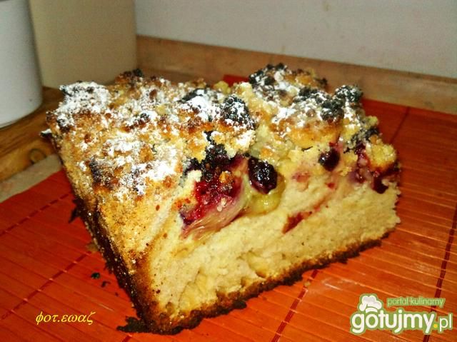 Owocowa drożdżówka