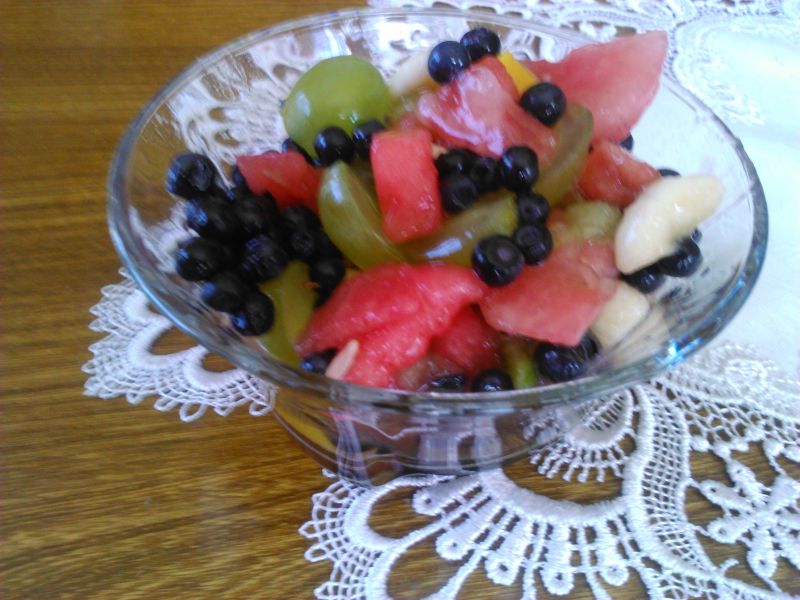 Owocowa sałatka z jagodamiJagody Owocowa sałatka z jagodamiJagody