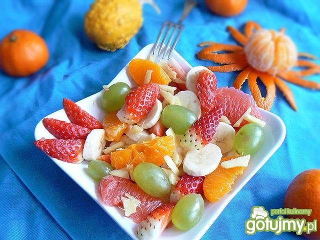 Owocowa sałatka z nutą imbiru Owocowa sałatka z nutą imbiru