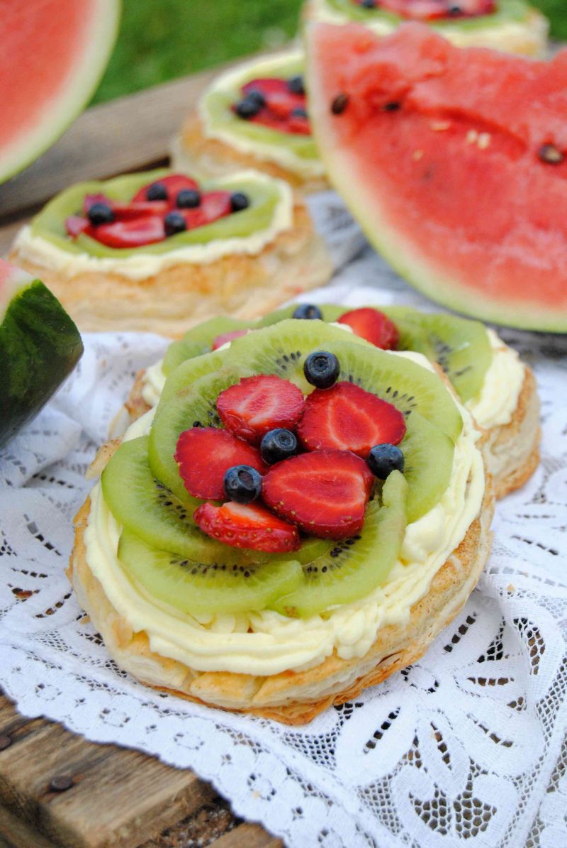 Owocowe arbuzy na cieście francuskim