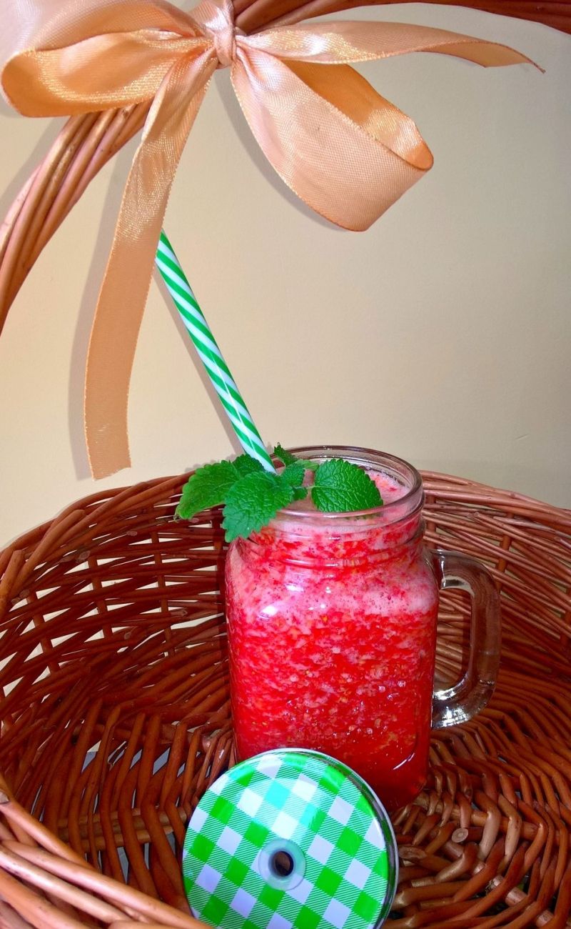 Owocowe smoothie na wodzie kokosowej Owocowe smoothie na wodzie kokosowej