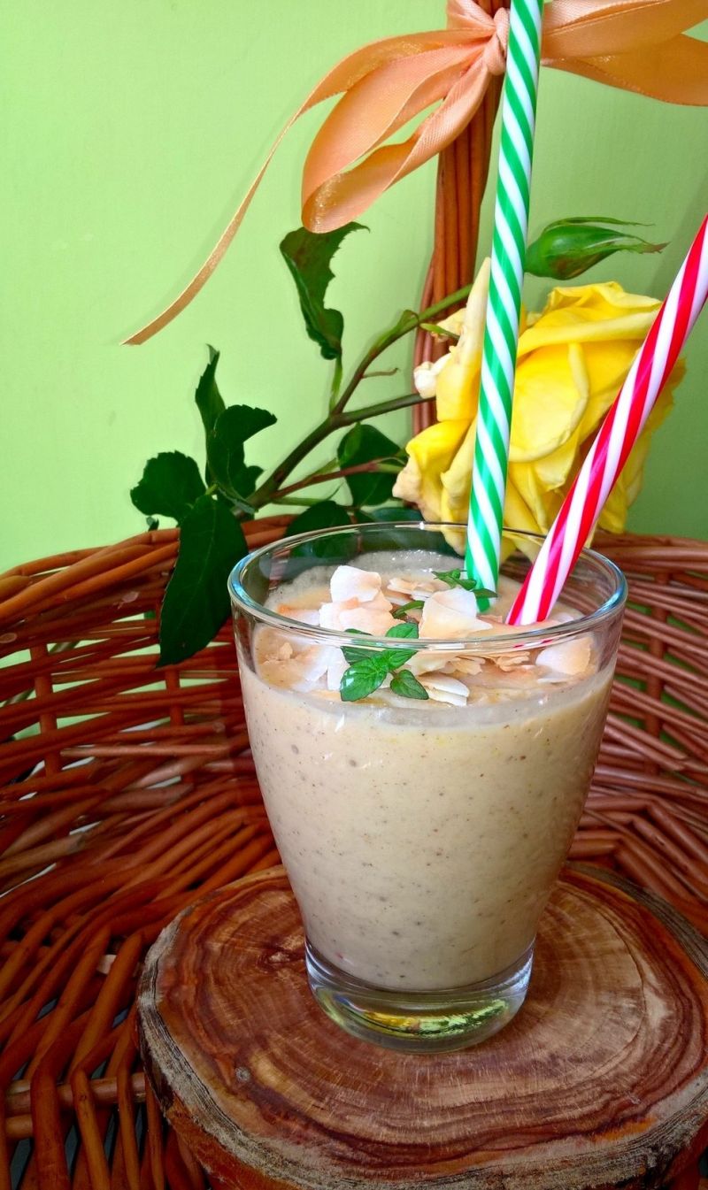 Owocowo migdałowe smoothie Owocowo migdałowe smoothie