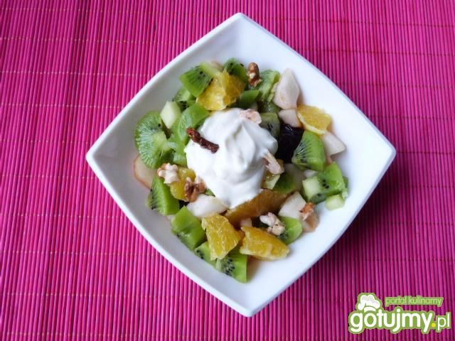 Owocowy deser z serkiem waniliowym Owocowy deser z serkiem waniliowym