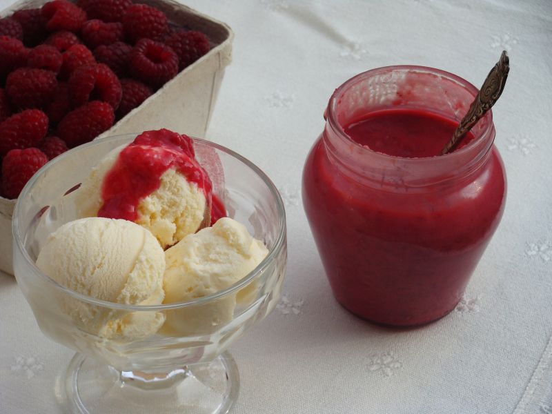 Owocowy sos do deserów