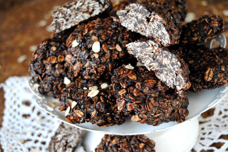 Owsiane ciasteczka bez pieczenia Owsiane ciasteczka bez pieczenia