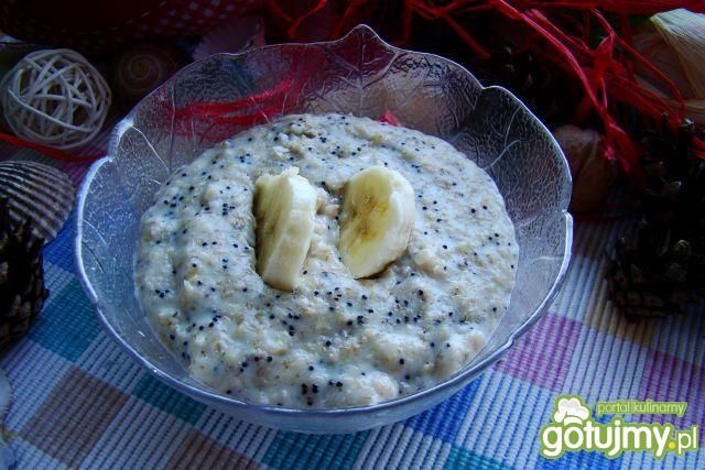 Owsianka bananowo makowa  Owsianka bananowo makowa