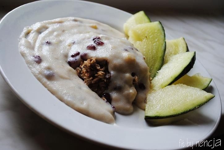 Owsianka polana imbirowo-bananową manną  Owsianka polana imbirowo-bananową manną
