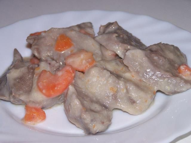 Ozorki w sosie chrzanowym