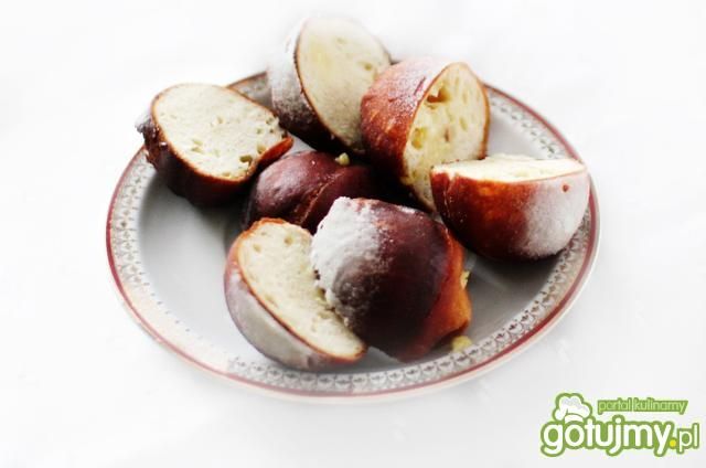 Pączki bez nadzienia. Pączki bez nadzienia.