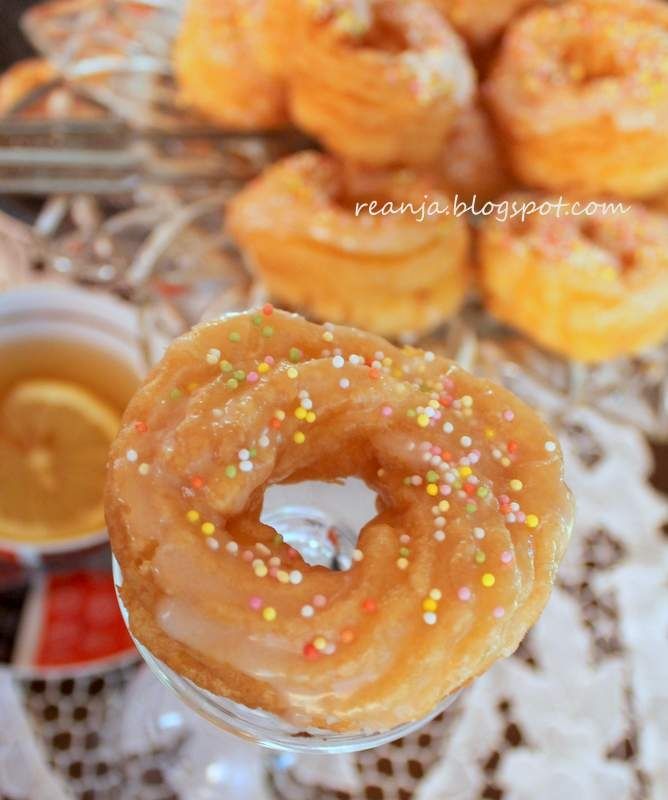 Pączki hiszpańskie  Pączki hiszpańskie