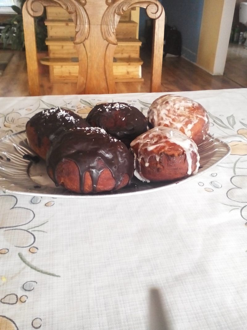 Pączki oblane czekoladą