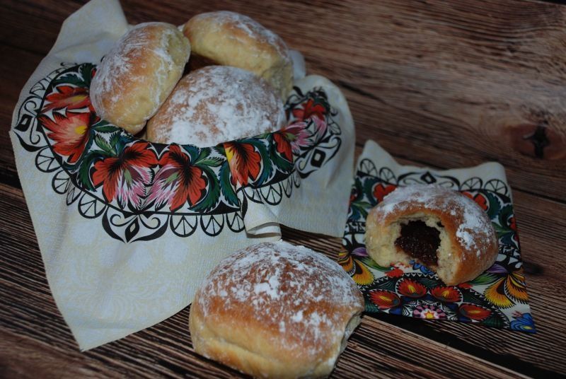 Pączki odrywane z piekarnika