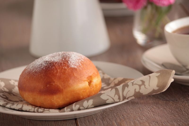 Pączki tradycyjne z marmoladą