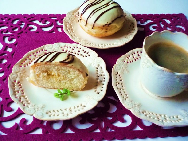 Pączki z budyniem Pączki z budyniem