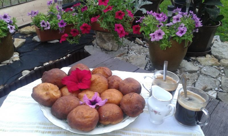 Pączki z dodatkiem ugotowanych ziemniaków Pączki z dodatkiem ugotowanych ziemniaków