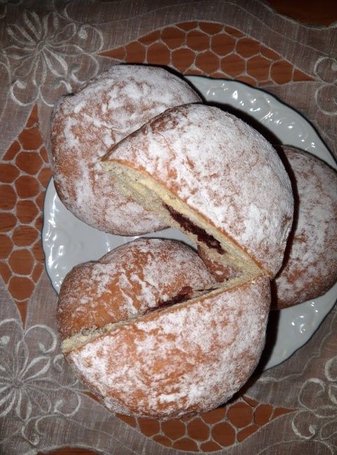 Pączki z marmoladą
