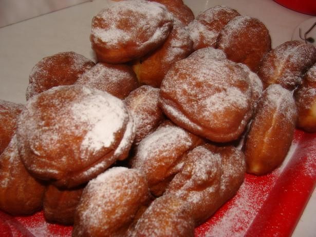 Pączki z marmoladą (tłusty) Pączki z marmoladą (tłusty)