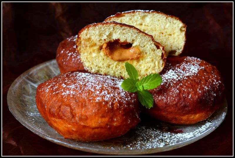 Pączki z masłem orzechowym  Pączki z masłem orzechowym
