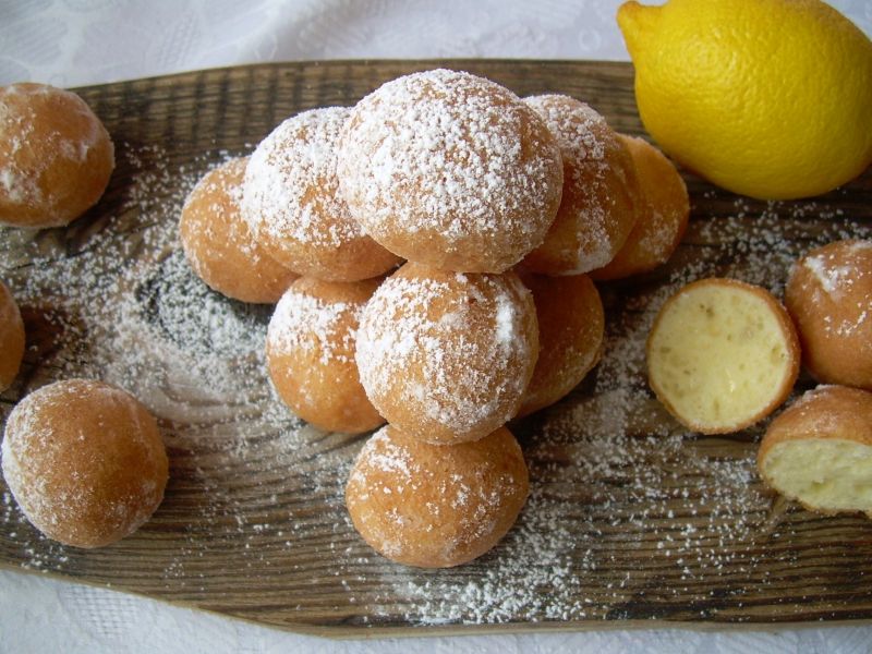 Pączki z serka homogenizowanego (z cytrynową nutą) Pączki z serka homogenizowanego (z cytrynową nutą)